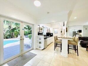 Interior - Bamboo House, Heated pool, Steps from the beach. (Fort Lauderdale)
