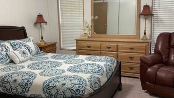 3 bedrooms, iron/ironing board, travel cot, free WiFi