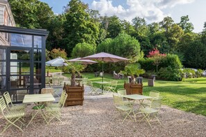 Restauration en plein air