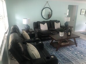 Interior - Weeki Wachee MAIN RIVER (Spring Hill)