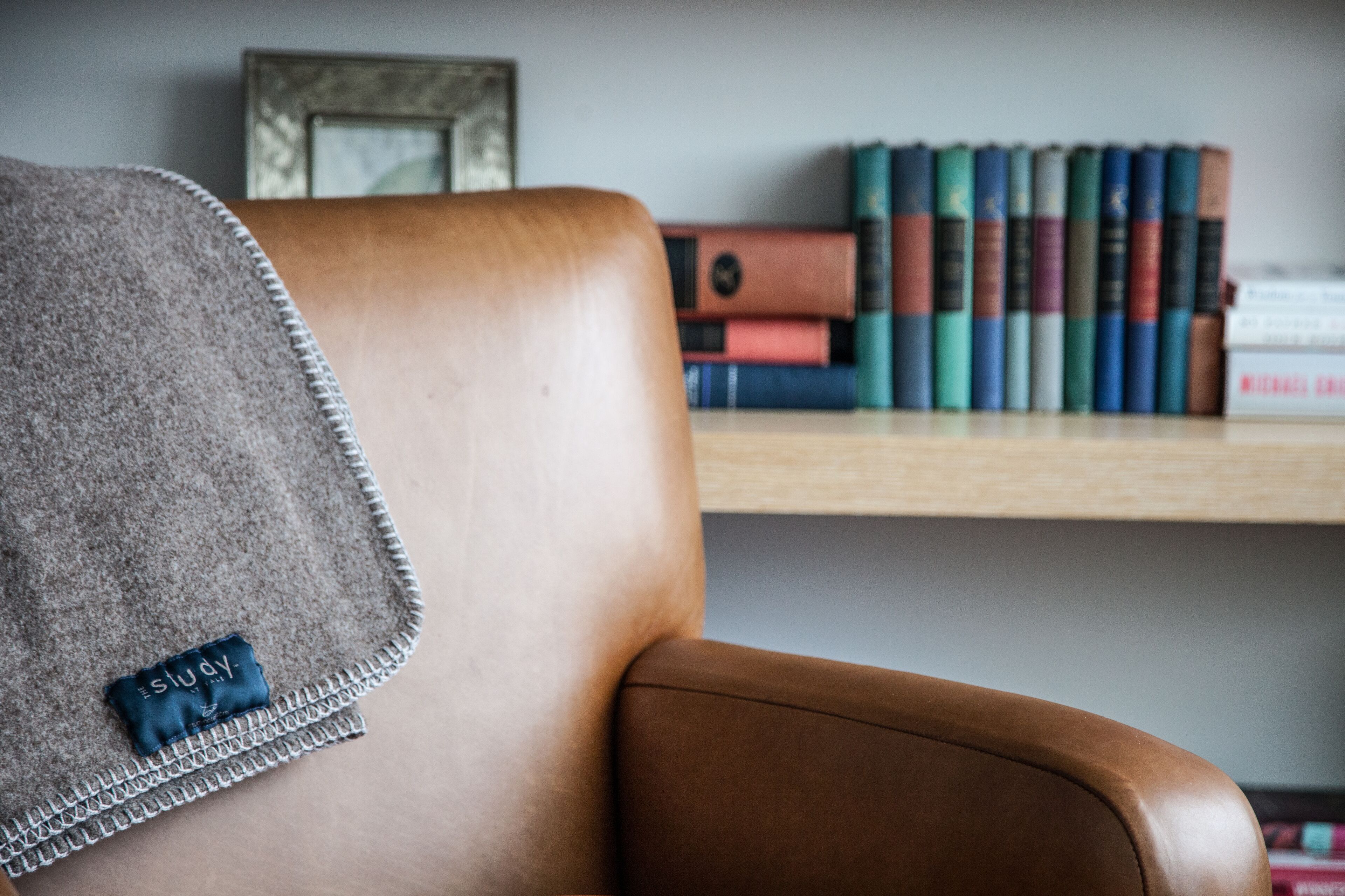 in-room safe, desk, laptop workspace, blackout curtains