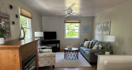 Located in the heart of Downtown Saugatuck