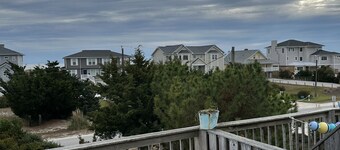 Emerald Isle "The Point Rental".  3 bedroom 2 bath.  Ocean view.