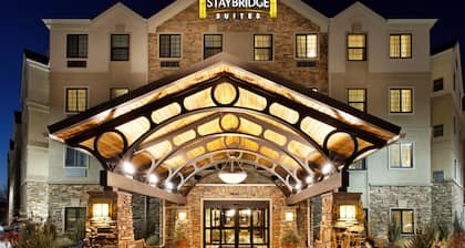 Free Breakfast Buffet. Indoor Pool. King Suite. Your Next Trip!