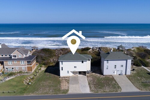 1514 - Mellow Out, at this Oceanfront Home w/Dunetop Deck & Hot Tub!