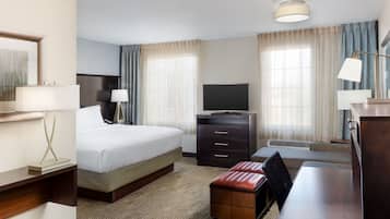 1 chambre, coffre-fort, fer et planche à repasser