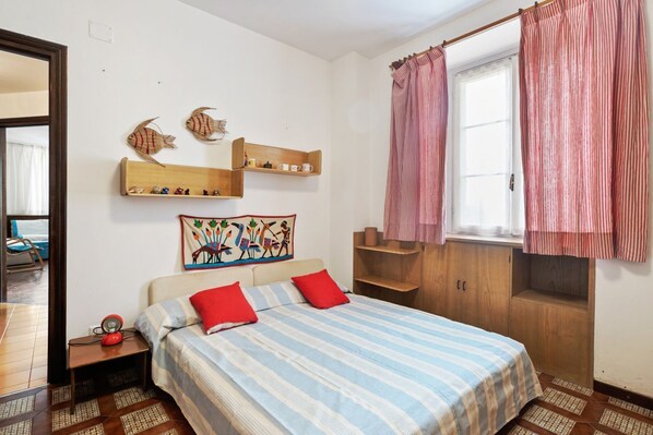 1 chambre, fer et planche à repasser, Wi-Fi