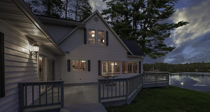 Luxury Historic Eagle River Chain Lake Estate *Summer Fri to Fri Only*
