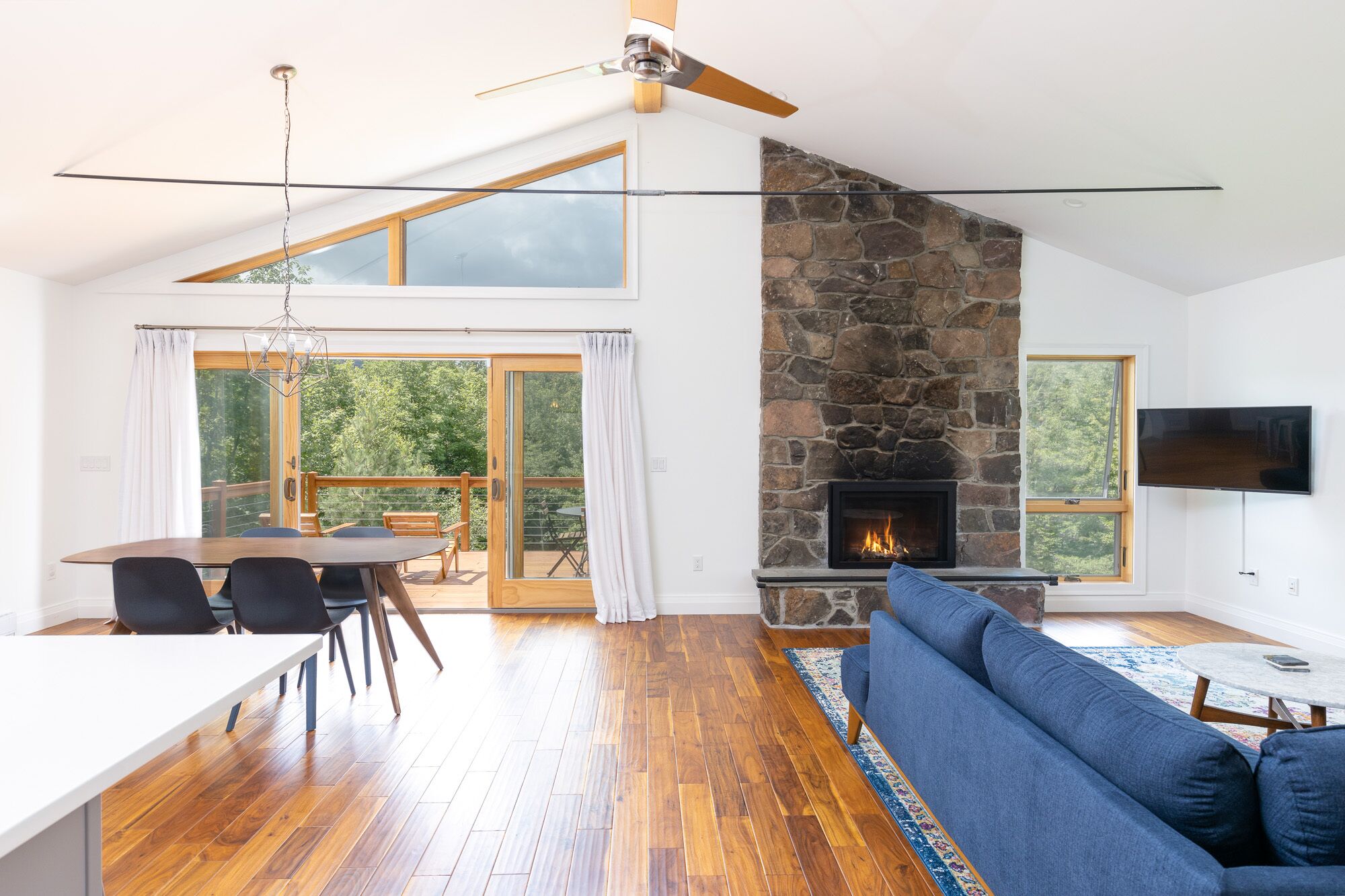 Modern Ski-Home in the Mountains with Views