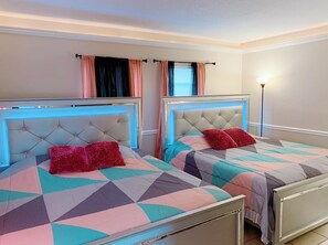 7 habitaciones, tabla de planchar con plancha y wifi gratis