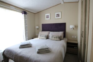 2 bedrooms, Internet