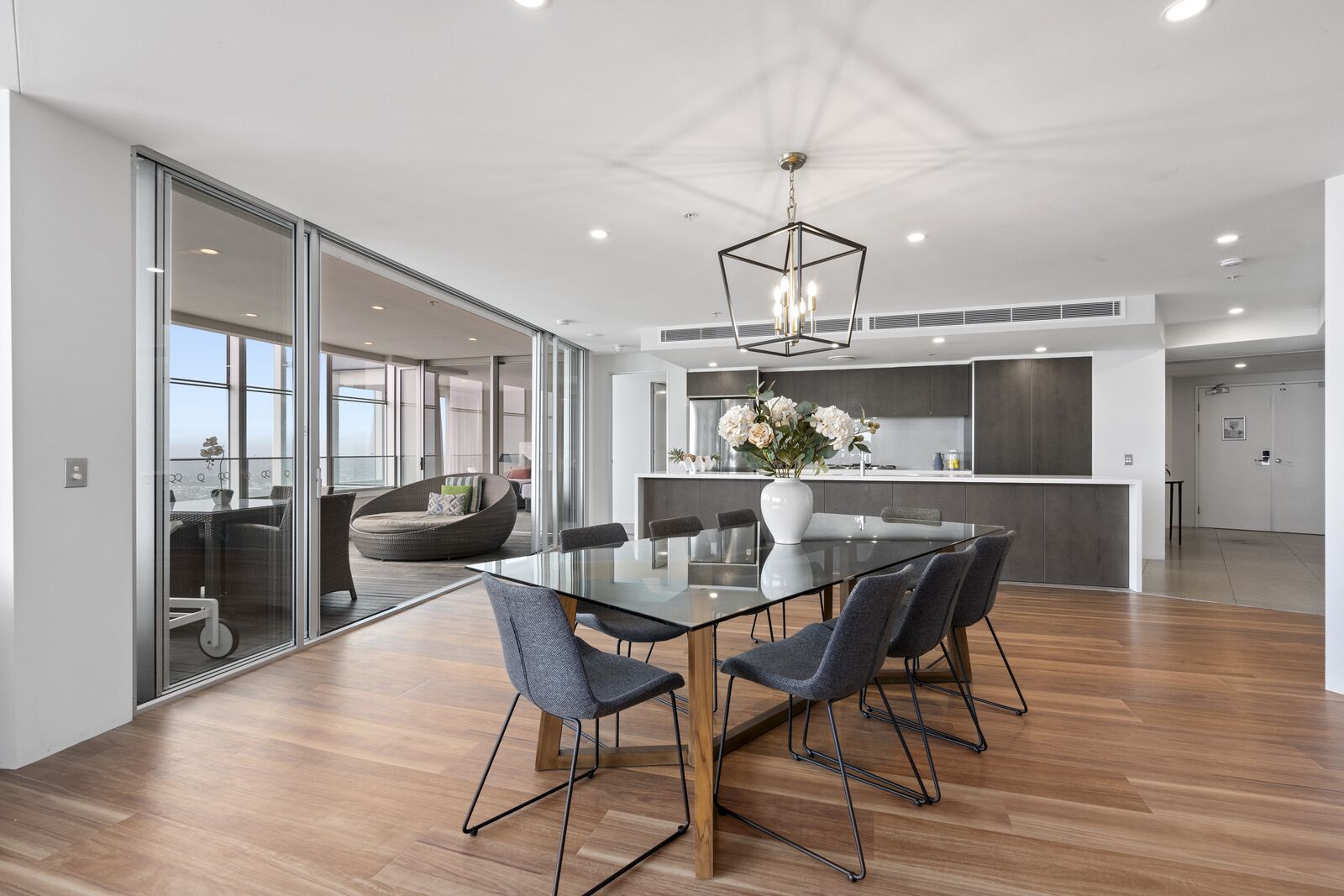 ➡️ Lvl 60 - 4 Bed Sub Penthouse Q1 Resort  (Sleeps 10) ⬅️