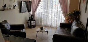 TV, books, stereo - Apartment in front of La Herradura Beach ideal for the Family (Coquimbo)