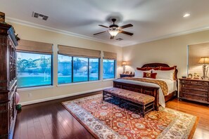 4 Schlafzimmer