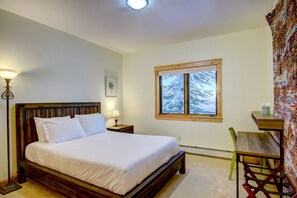 Unclassified image, 5 of 48, button