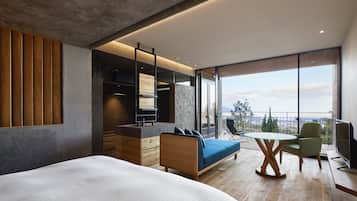 Down comforters, minibar, in-room safe, soundproofing