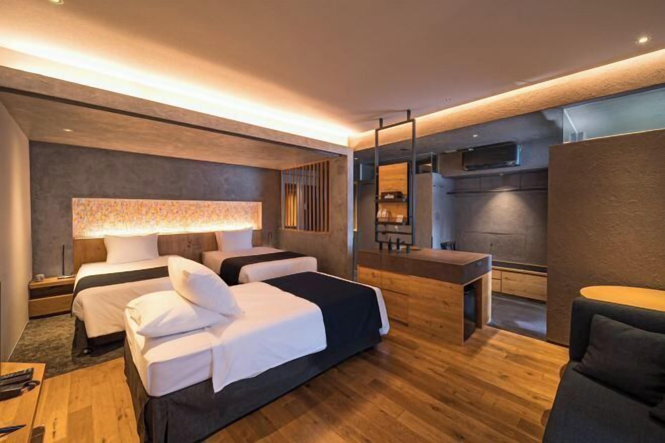 Couette en duvet d'oie, minibar, coffres-forts dans les chambres