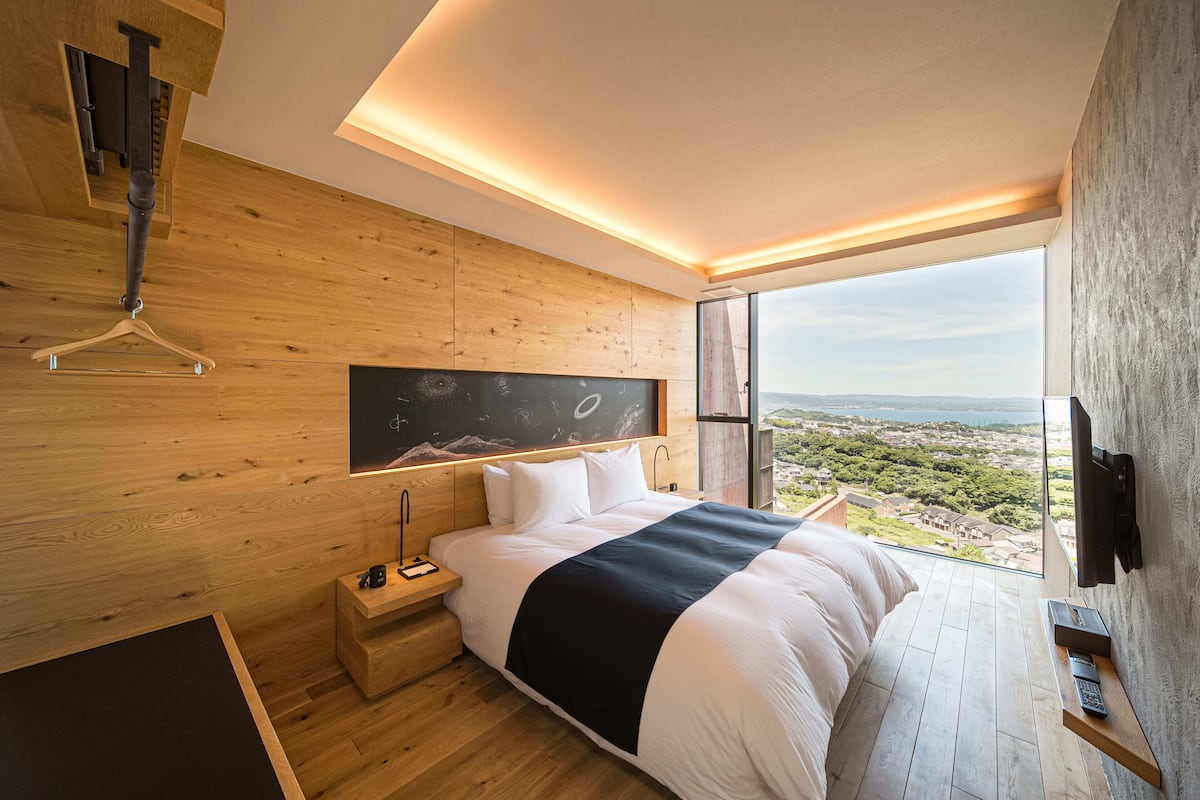 2 BEDROOM SUITE with Indoor Bath, 117sqm, non-smoking | Down comforters, minibar, in-room safe, soundproofing