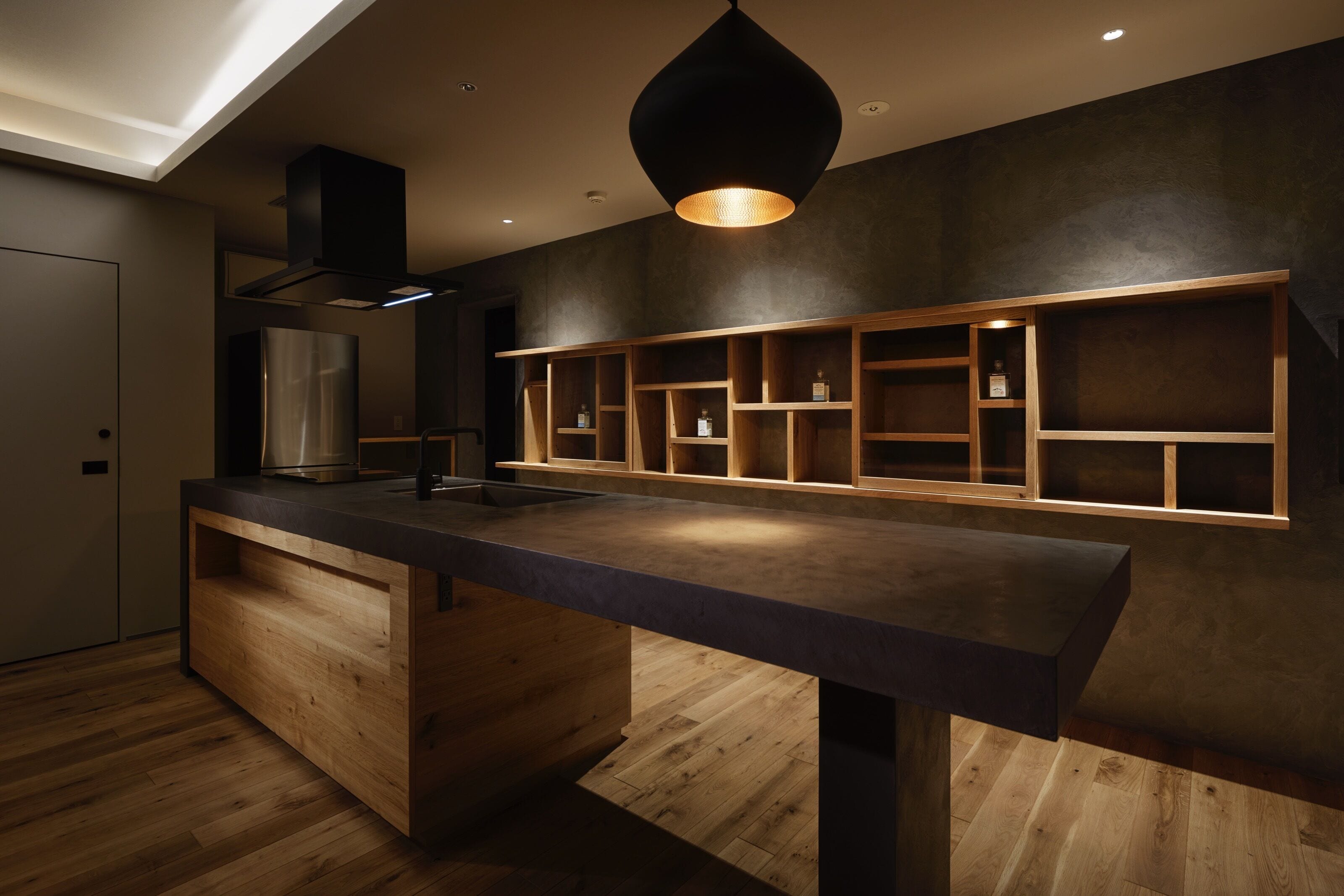 2 bedroom suite, non smoking | 1 bedroom, down duvets, minibar, in-room safe