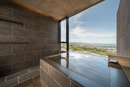 2 BEDROOM SUITE with Indoor Bath, 117sqm, non-smoking | Bathroom | Separate tub and shower, spring water tub, rainfall showerhead. SEKIYA RESORT GALLERIA MIDOBARU