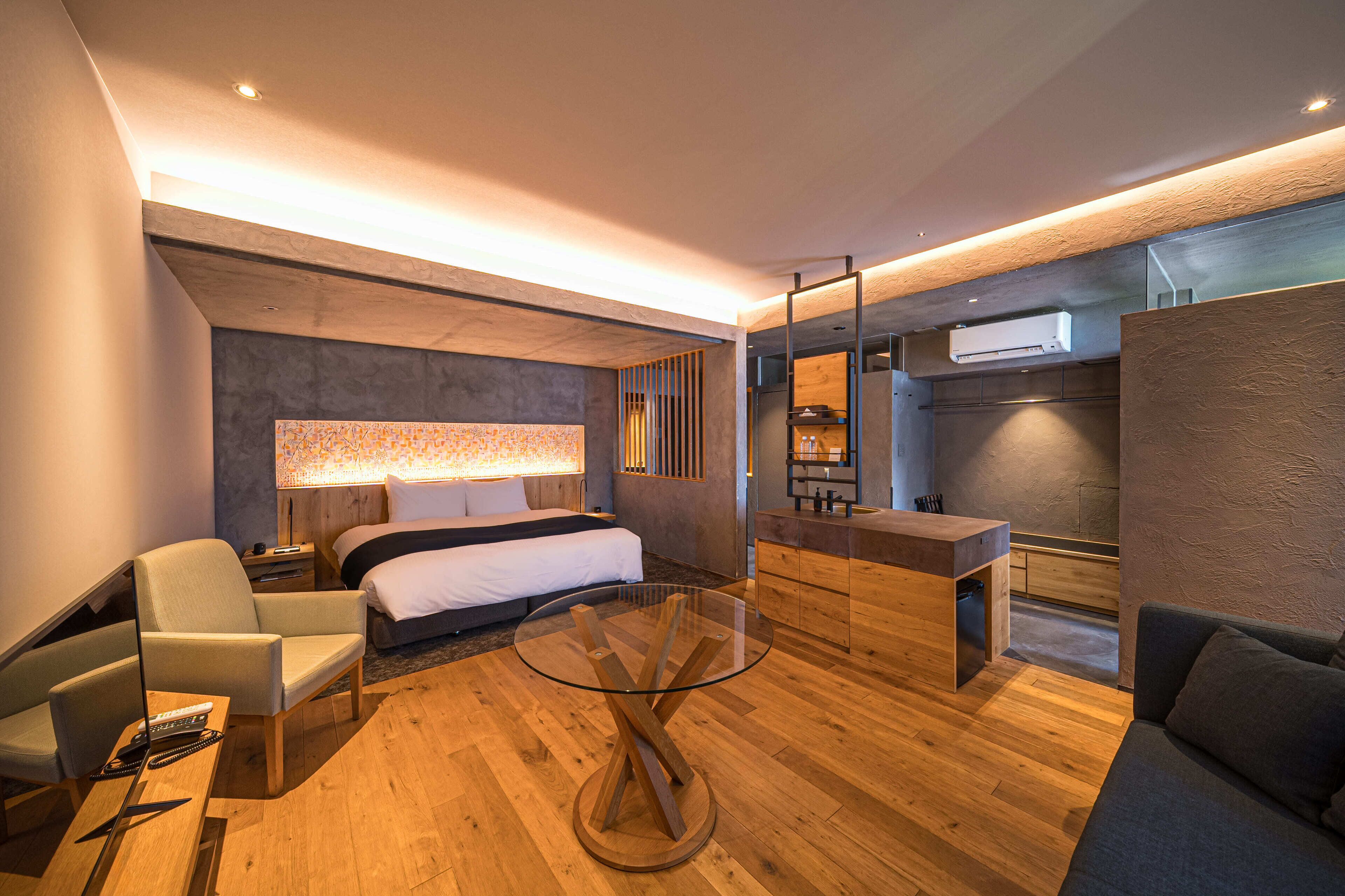 KING with Semi Open-Air Bath, 47sqm, non-smoking | Down comforters, minibar, in-room safe, soundproofing