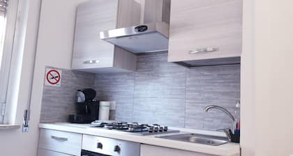 Sea House Rome Apartment 50 Meters from the Sea