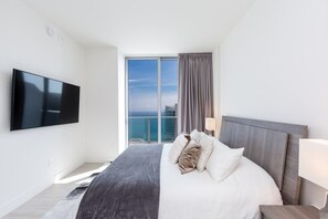 2 bedrooms, iron/ironing board, travel cot, WiFi