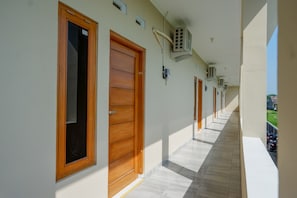 Exterior - RedDoorz near Padang Golf Adisucipto (Berbah)