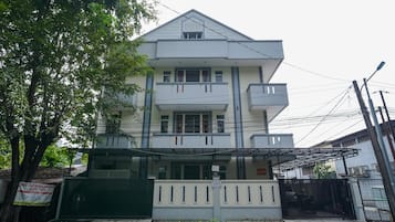 Bagian depan properti