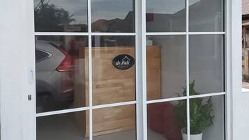 Entrada de la propiedad