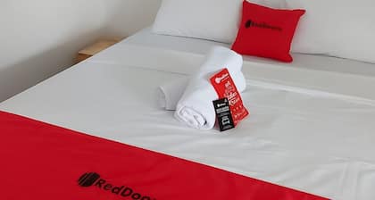 RedDoorz Syariah near RSUD Zainoel Abidin Banda Aceh