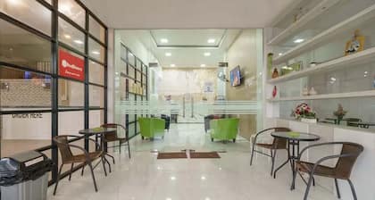 RedDoorz Plus @ Cemara Asri Medan