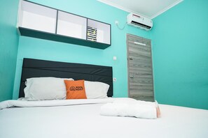 Room - KoolKost near Universitas BINUS (Jakarta)