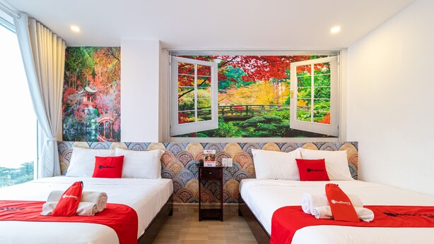 Family Room - RedDoorz @ Tran Phu Street Nha Trang 2 (Nha Trang)