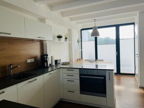 Refrigerador, horno, lavavajillas