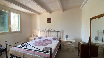 2 camere, ferro/asse da stiro, culla da viaggio, Wi-Fi gratuito