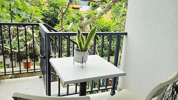 Apartment | Terrace/patio