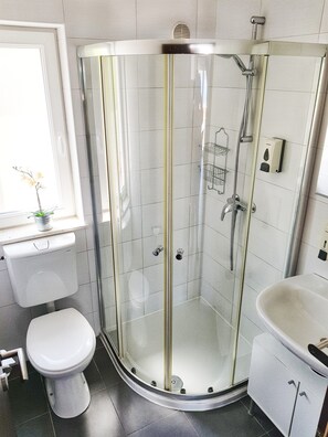 Apartment, Sea View (B) | Bathroom