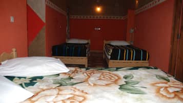 1 chambre, fer et planche à repasser, accès Internet, draps fournis