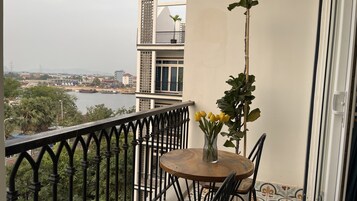 Minibár, széf a szobában, íróasztal és ingyenes wifi