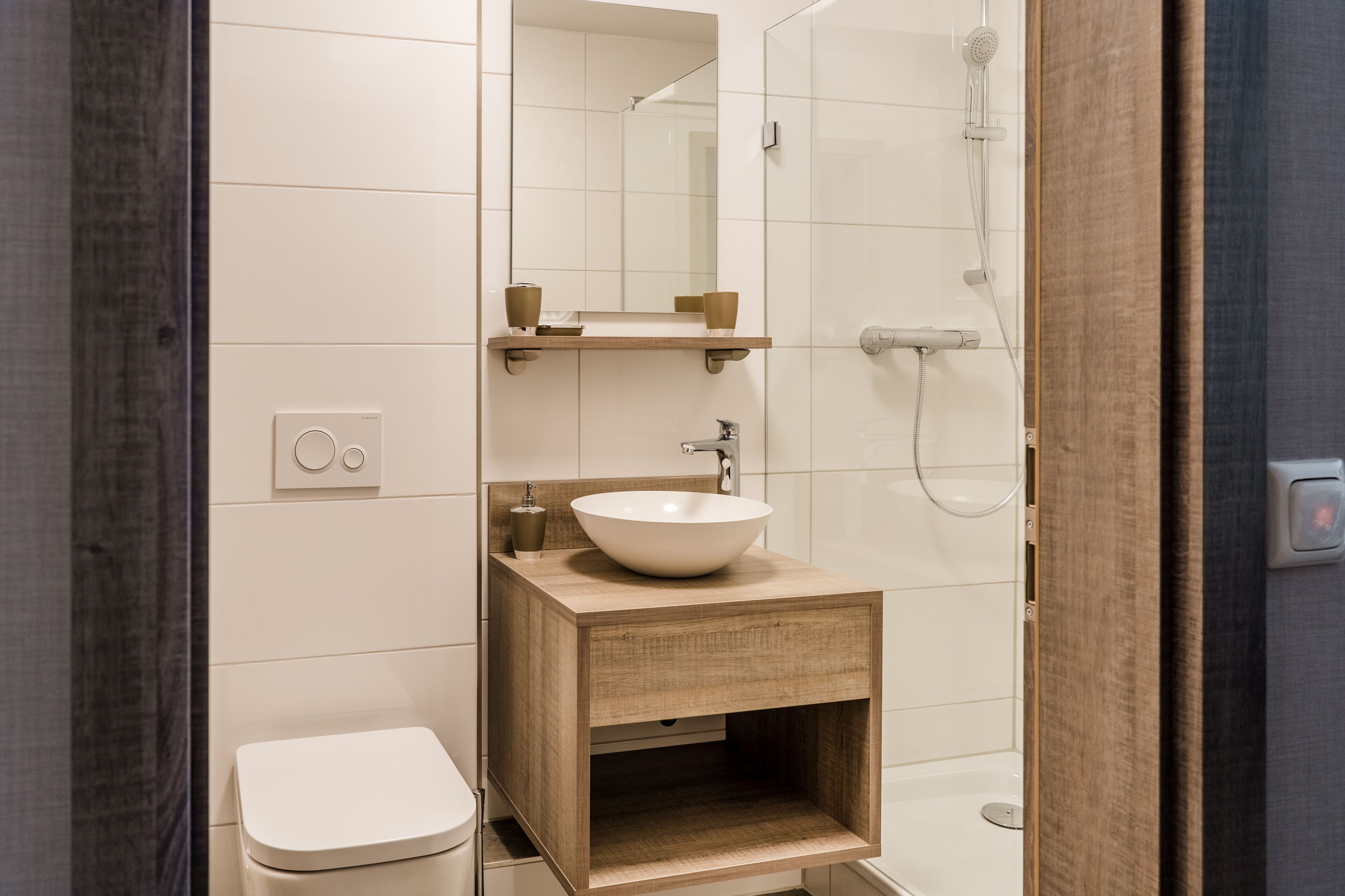 Deluxe Room | Bathroom