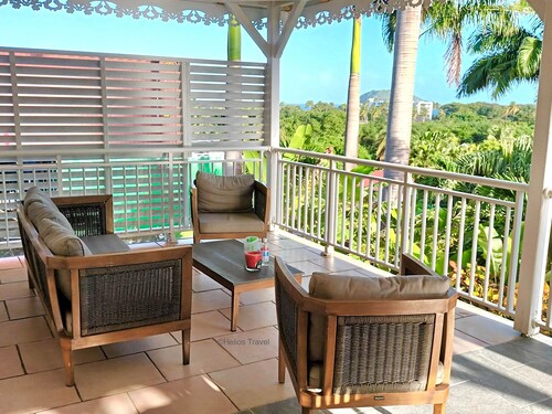 Cajou (7p), 3 A/C bedrooms, pool, coastal view, sea 400 m