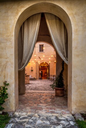 Front of property - Relais Convento Santa Croce (Sant'Anatolia di Narco)