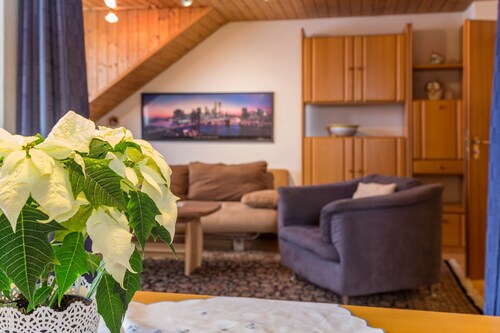 Charming Schlegel Apartment in a Quiet Area