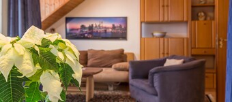 Charming Schlegel Apartment in a Quiet Area