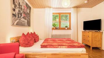 1 Schlafzimmer, Bügeleisen/Bügelbrett, kostenloses WLAN, Bettwäsche