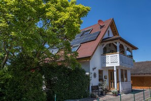 Esterni
