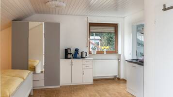 1 habitación, wifi gratis y ropa de cama