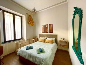 1 chambre, coffres-forts dans les chambres, bureau