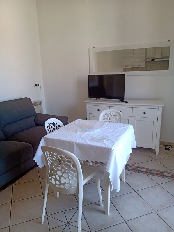 Interior - At Daniel's house (Sorso)